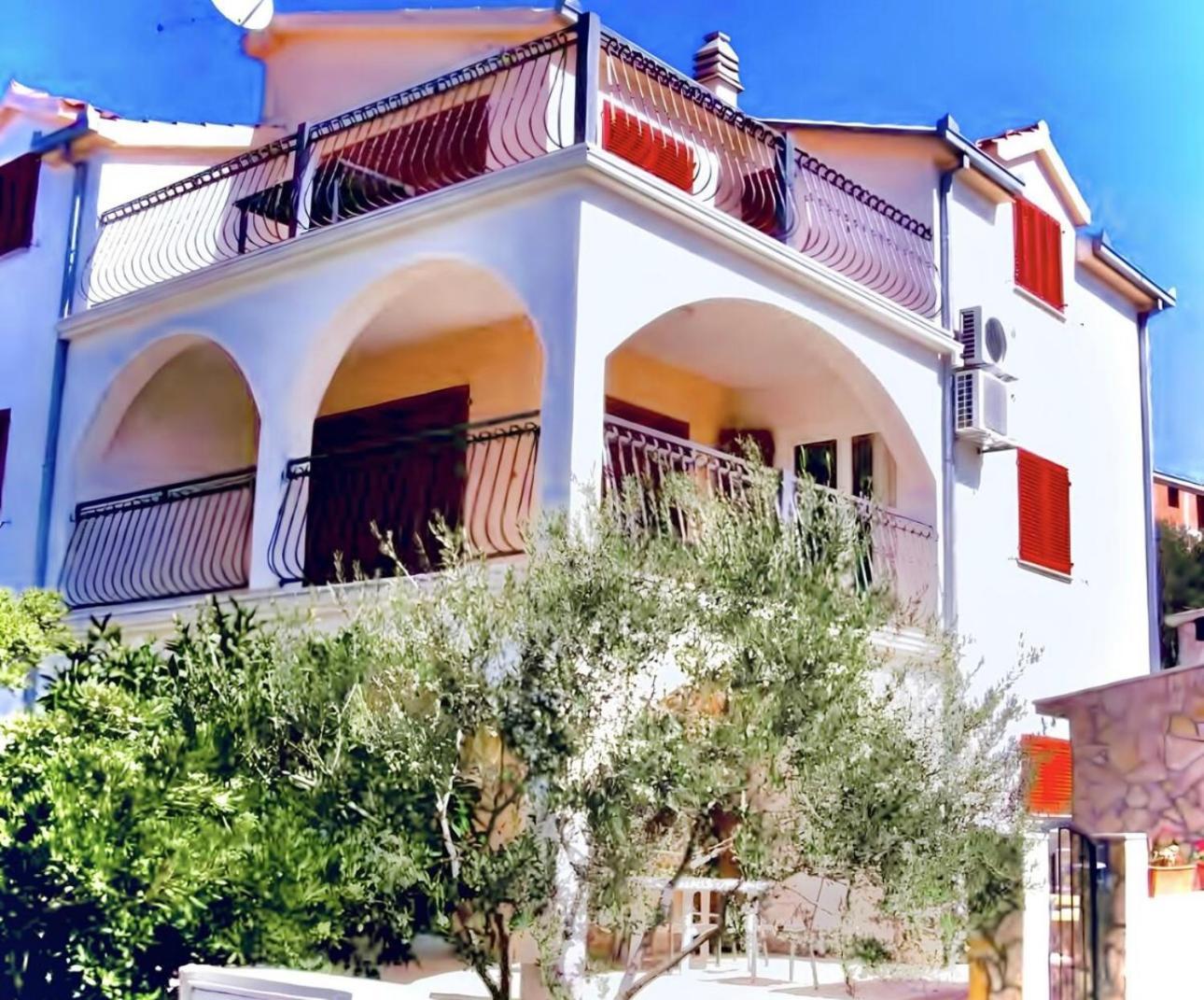 Apartmani Attila Trogir Exterior photo